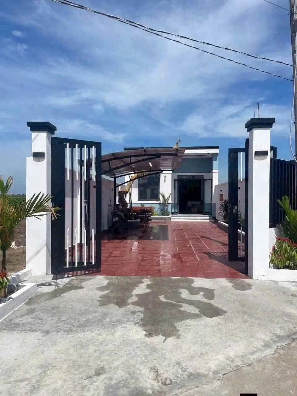 Bán nhà cấp 4 mới xây 6,5x30m mặt tiền đường bê tông, ấp An Thạnh, Tầm Vu, Long An - Ảnh 1