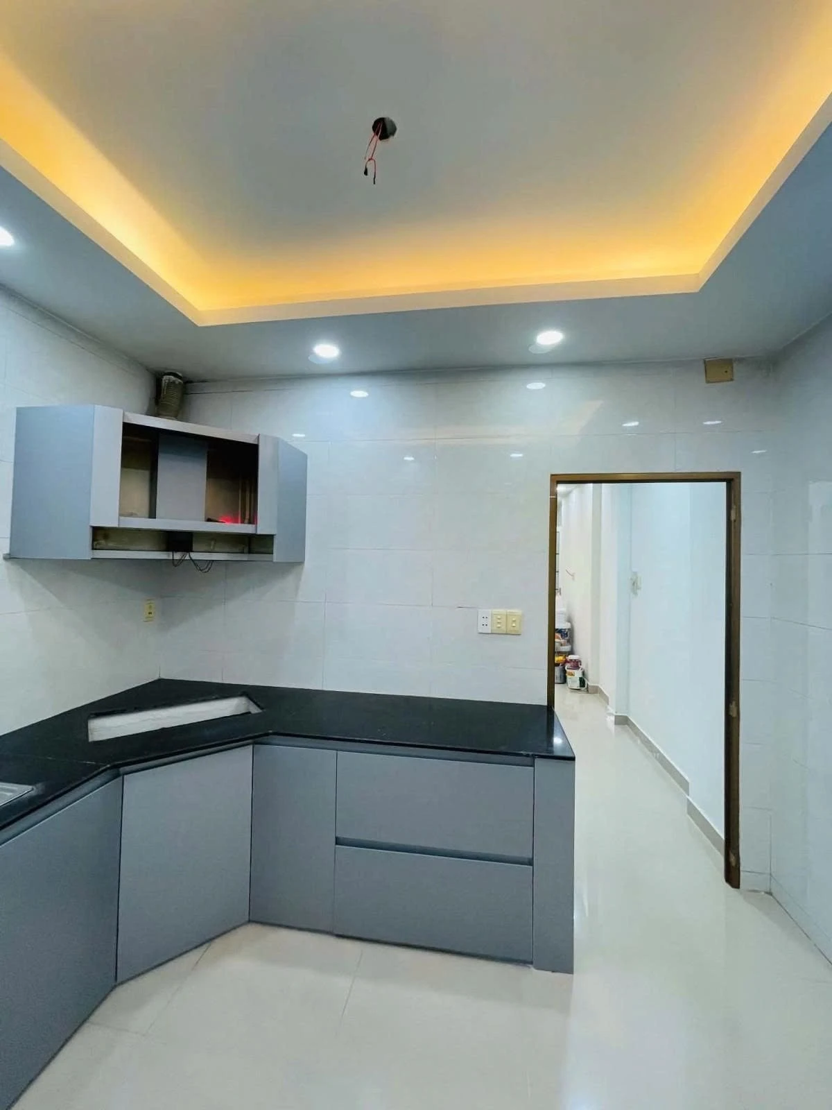 Bán nhà hẻm xe hơi 3,5x10m 7PN Nguyễn Lâm, Quận 10 - Ảnh 1