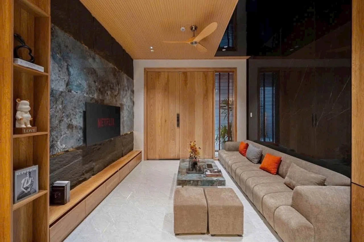 Nhà mới xây 4 tầng 130m² mặt tiền Phạm Quang Ảnh, Sơn Trà, 17 tỷ - Ảnh thu nhỏ 3