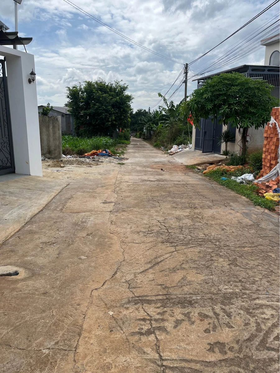 Bán nhà phố 3PN, 90m², Bình Tân, 1 tỷ 950 triệu - Ảnh thu nhỏ 2