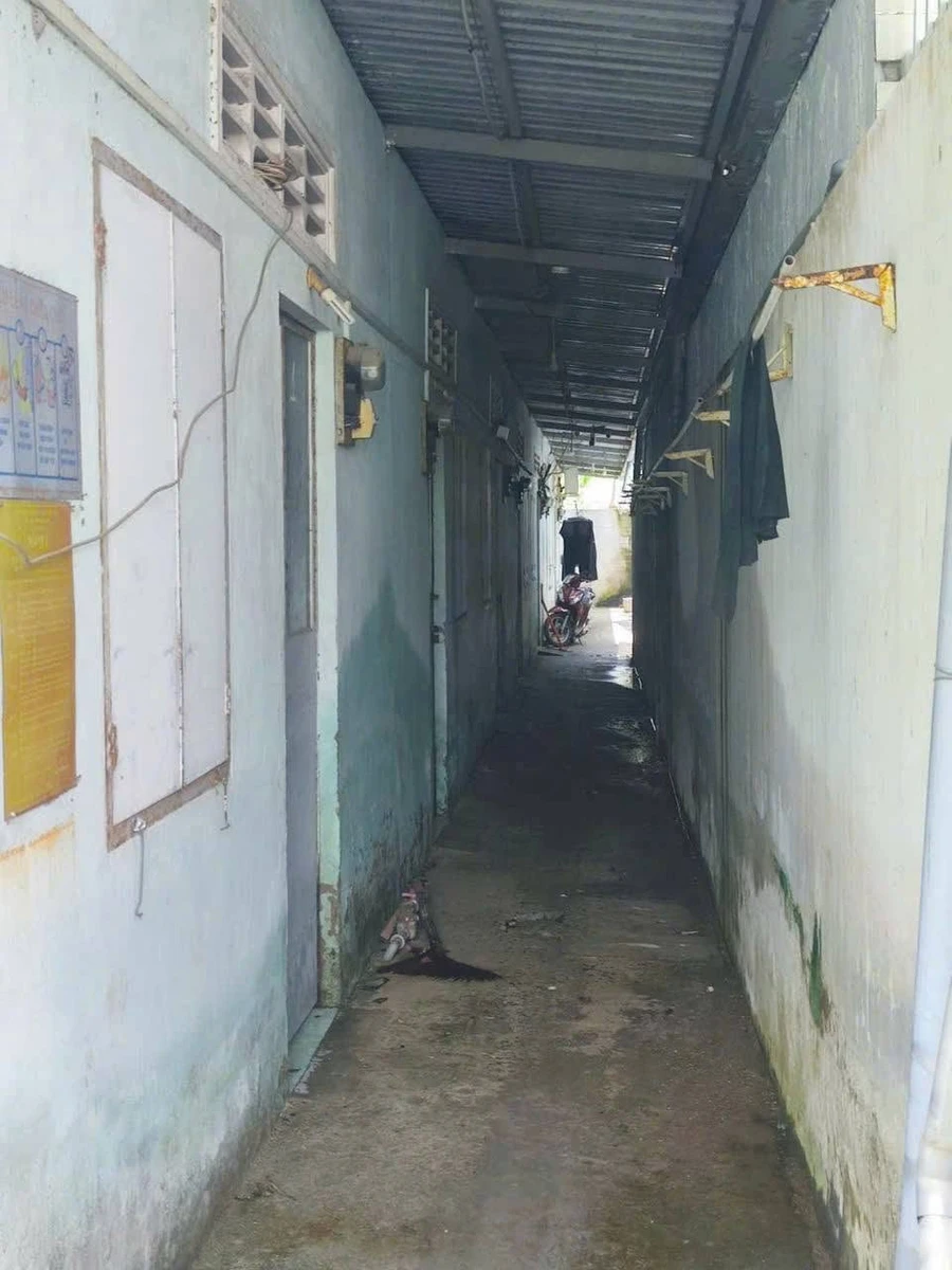 Bán dãy trọ 8 phòng, đất 200m2 (70m2 thổ cư), cách đường Võ Văn Phẩm 50m, giá 1 tỷ 150 triệu - Ảnh thu nhỏ 2