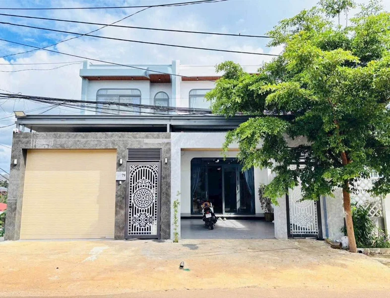 Nhà mê mặt tiền 115m² kinh doanh Buôn Ma Thuột 6,5 tỷ