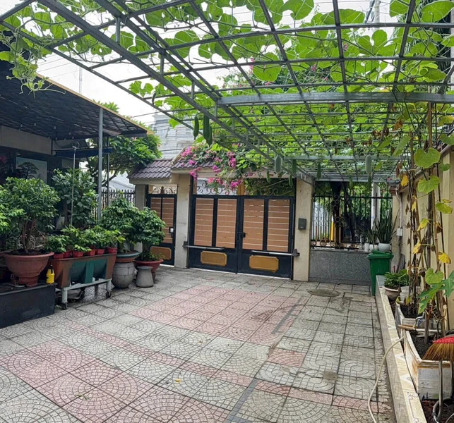 Bán biệt thự 432m² Bình Dương giá 19 tỷ
