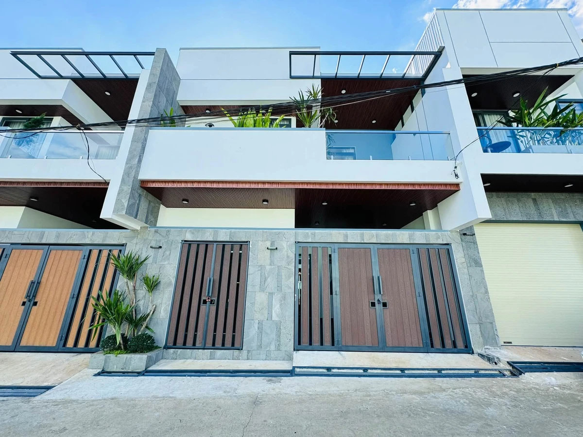 Bán nhà 3PN 100m² đường Nguyễn Thiếp Quận 1 - Ảnh 1