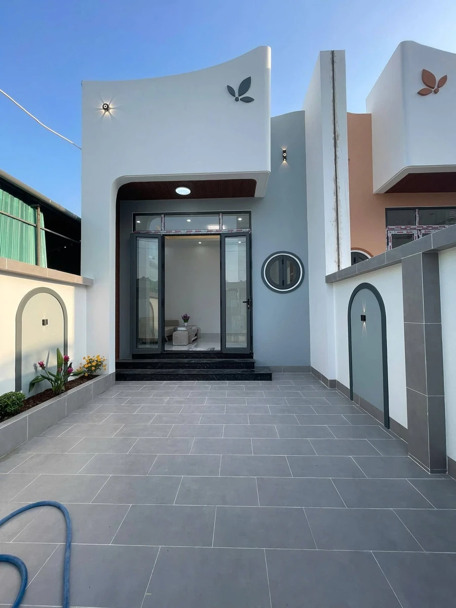 Bán nhà mới hoàn thiện 4,6x22,8m hẻm ô tô nhánh Võ Trường Toản, Vĩnh Quang, Rạch Giá giá 1,95 tỷ - Ảnh thu nhỏ 2