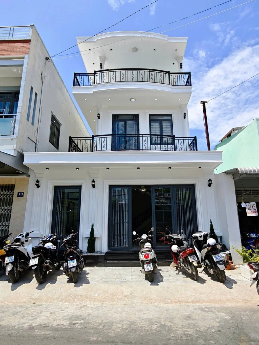 Bán nhà mặt tiền Thành Thái, Rạch Giá 164m², 4PN 5.49 tỷ - Ảnh 1