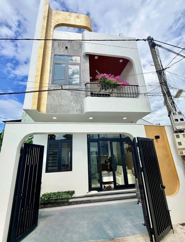 Bán nhà 3 phòng ngủ full nội thất 122m² 2,98 tỷ Lại Thế