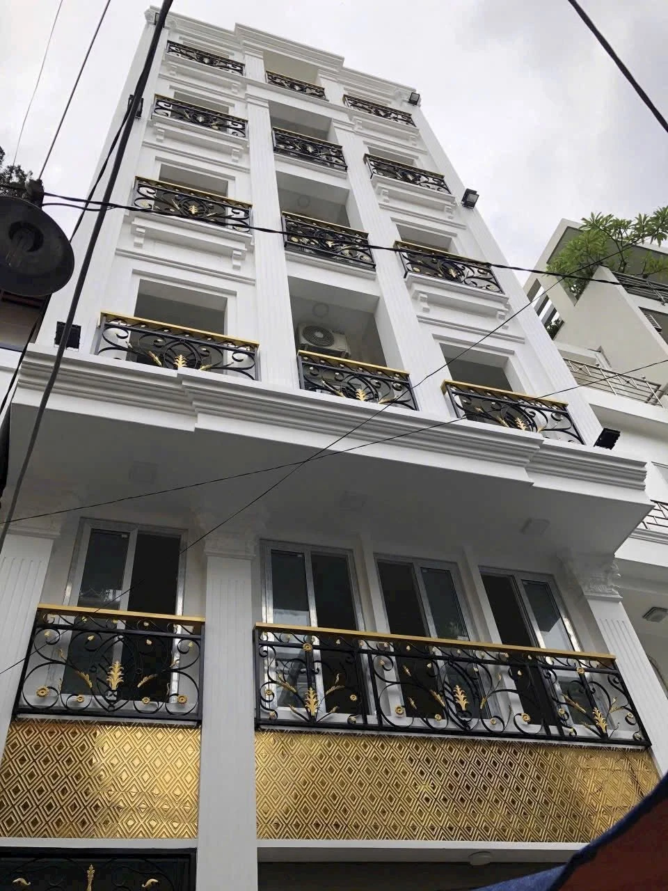Bán toà nhà CHDV 106.8m2 Nguyễn Trãi Quận 5 - Ảnh 1