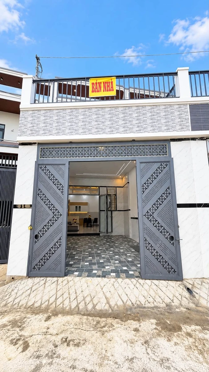 Bán nhà lầu trệt 100m² 4PN sân đậu xe tải tại Khánh Bình, Tân Uyên, Bình Dương - Ảnh 1