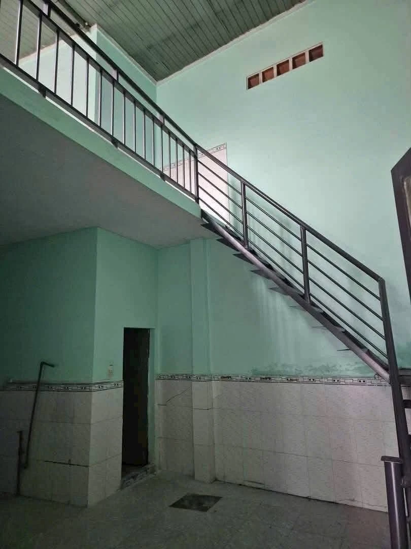 Bán đất tặng nhà cấp 4 Phúc Lợi 113m² - Ảnh 1