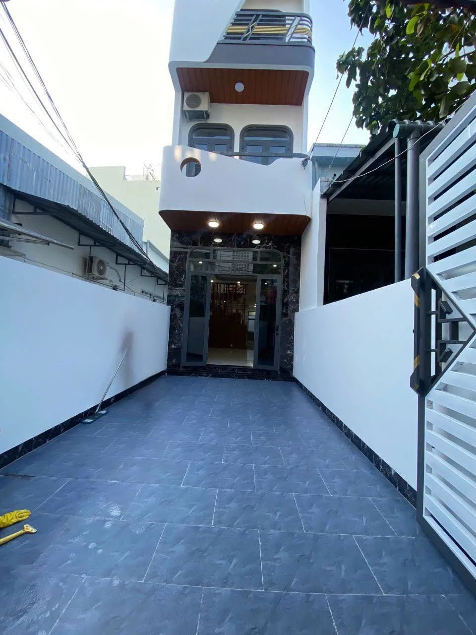 Nhà hẻm ô tô Võ Văn Dũng 90m² 3 tầng 5.2 tỷ Quận 1 - Ảnh 1