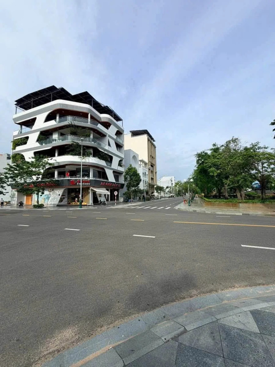 Cho thuê MBKD góc 2 mặt tiền Ocean Dunes Phan Thiết, 414m2, 35tr/tháng - Ảnh 1