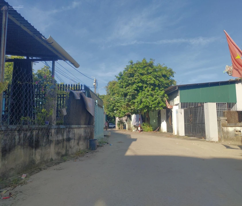 Bán nhà 3 tầng - đất trăm mét - giá chỉ nhỉnh hơn 2 tỷ TP. Huế! - Ảnh thu nhỏ 2