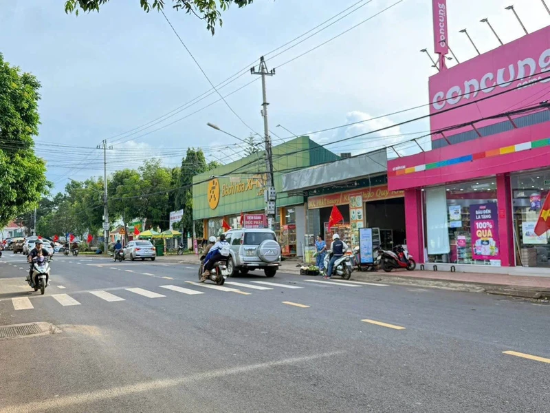 Bán đất mặt tiền 175m² đường Y Wang, gần chợ Ekao, Buôn Ma Thuột