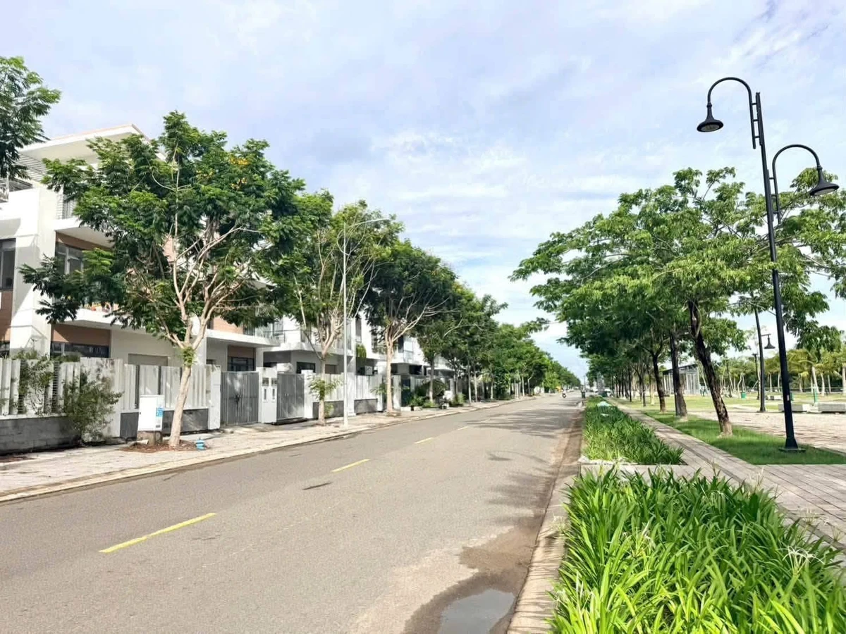Bán biệt thự view biển 195m2 lô B7.06 KĐT Tây Bắc, Rạch Giá - Ảnh thu nhỏ 3