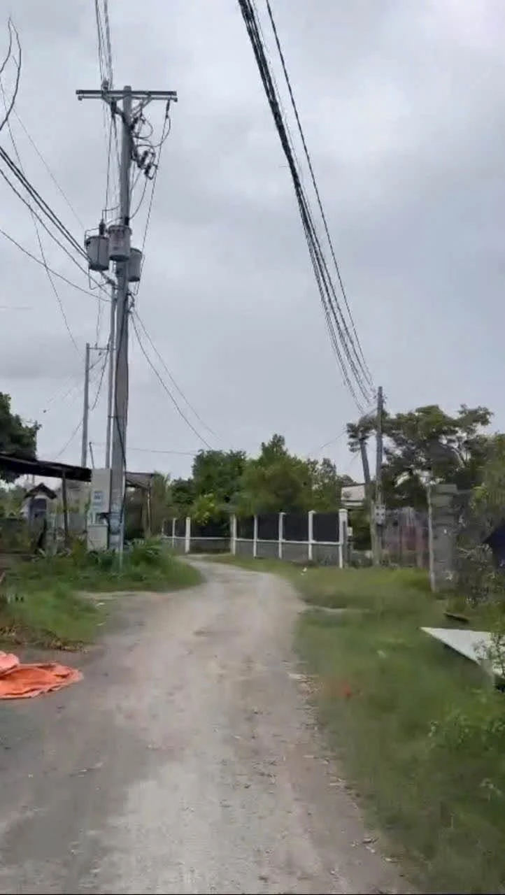 Bán đất 560m2 (2 sổ riêng) Hóc Môn, thương lượng 2.4 tỷ - Ảnh 1