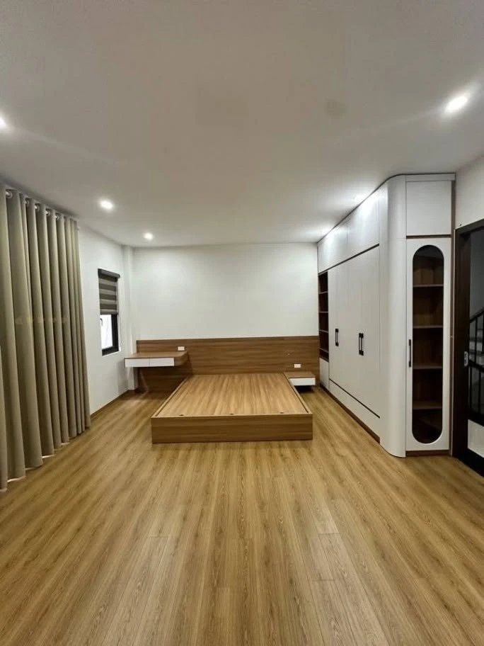 Bán nhà 4,5x12m 5 tầng gần 9 tỷ tại Quận 1 - Ảnh thu nhỏ 2