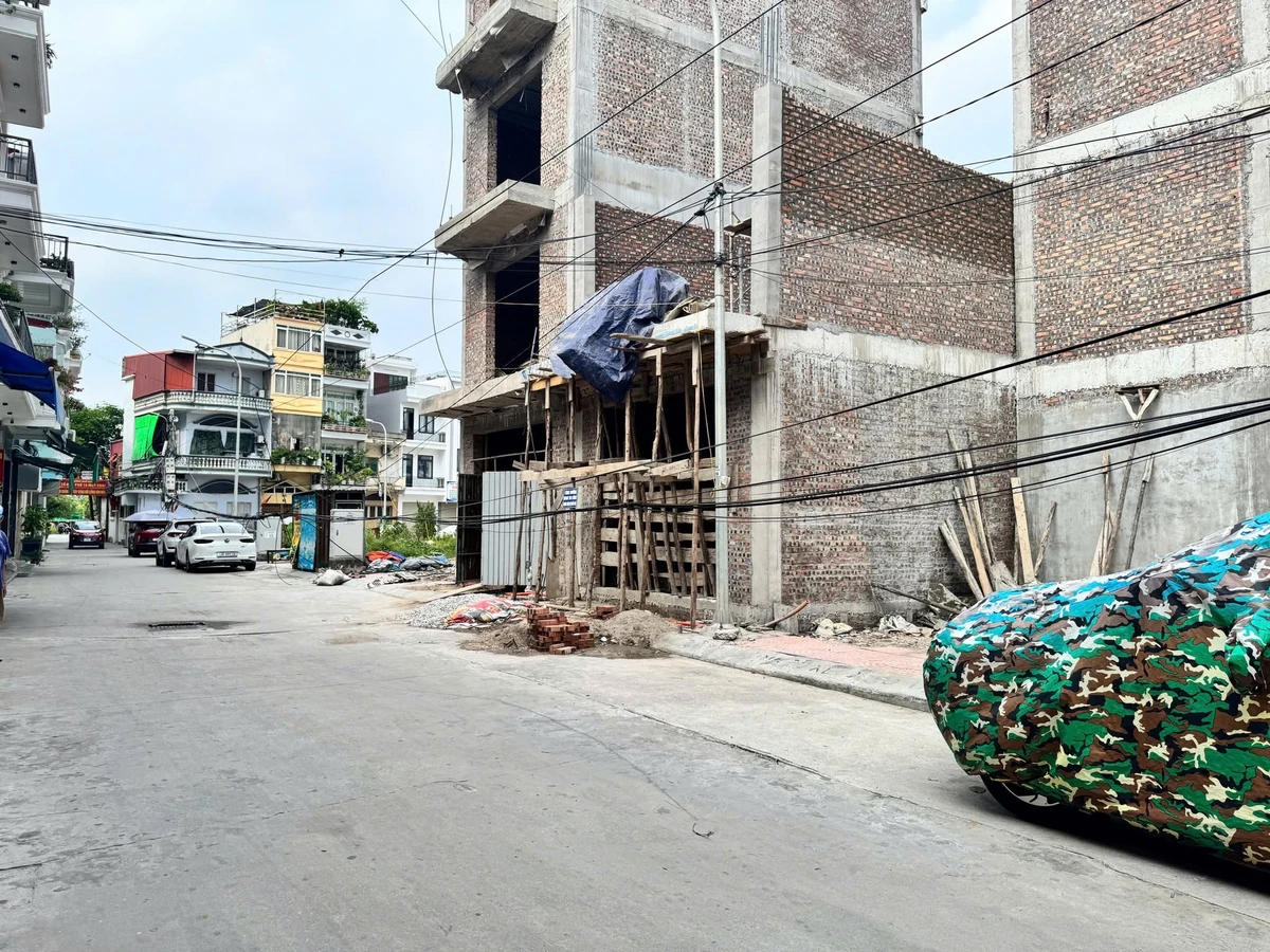 Bán lô đất 43,2m2 mặt tiền Lê Lai Quận 5 - Ảnh thu nhỏ 2
