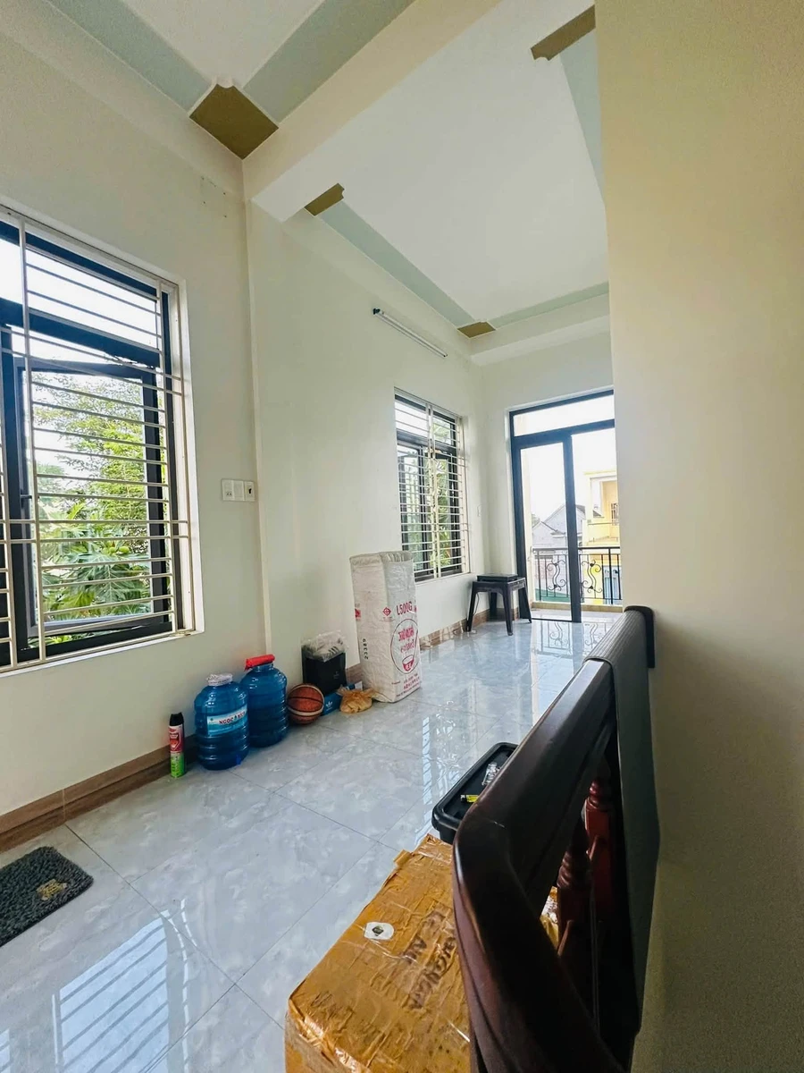 Bán nhà 3 tầng 102m² dưới 3 tỷ Quang Trung - Ảnh thu nhỏ 5