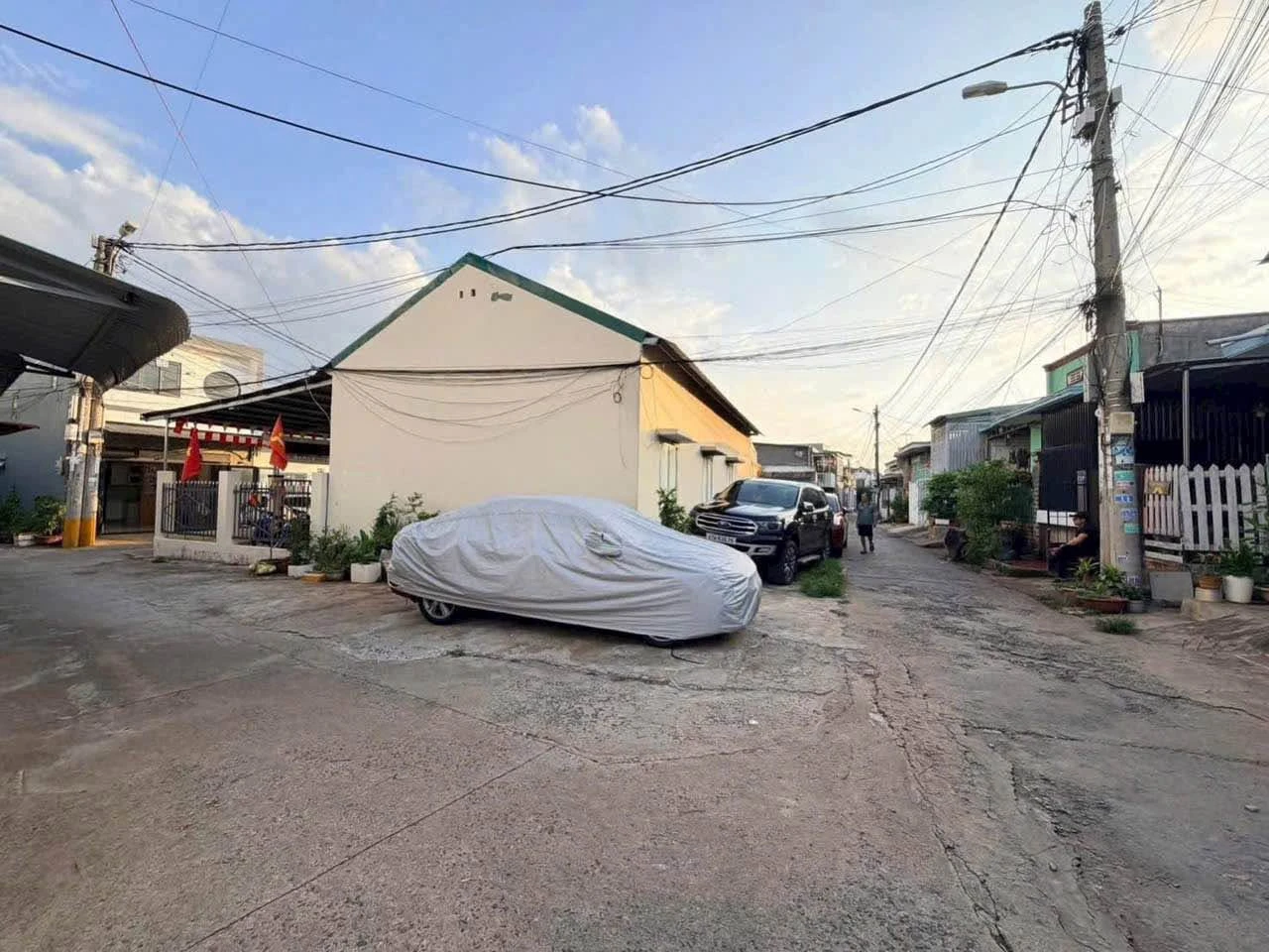 Bán nhà 1 mê 3 phòng ngủ 5,2x9m hẻm ô tô Nguyễn Viết Xuân, Buôn Ma Thuột - Ảnh 1