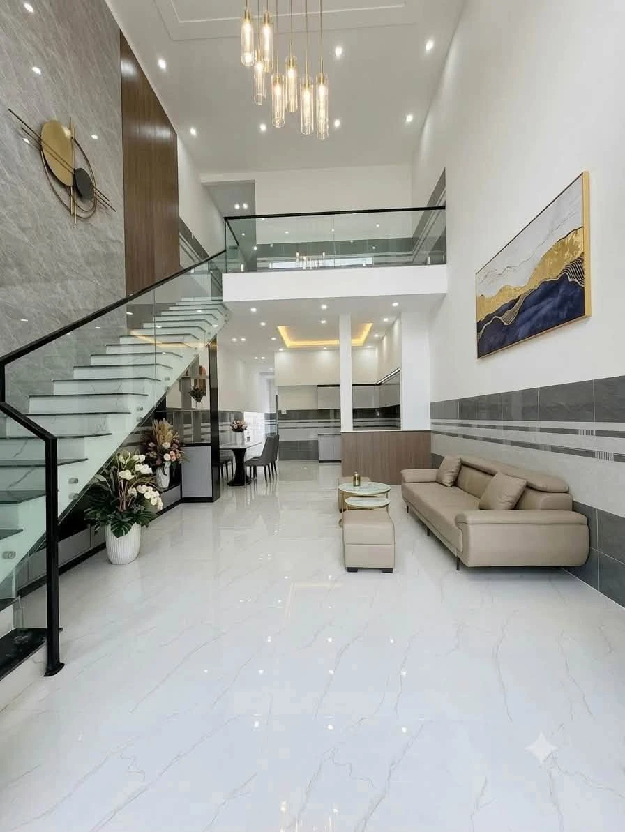Bán nhà mặt tiền Nguyễn Văn Linh 1 trệt 1 lầu 80m2, giá 2,39 tỷ, Phường Long Hoa, Tây Ninh - Ảnh thu nhỏ 3