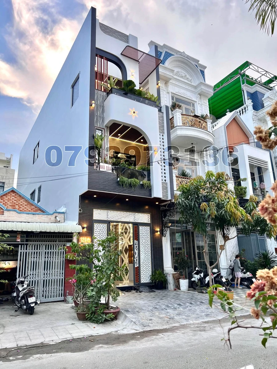 Bán nhà 1 trệt 2 lầu 250m2 mặt tiền Chu Văn An, Cần Thơ - 7.2 tỷ - Ảnh 1