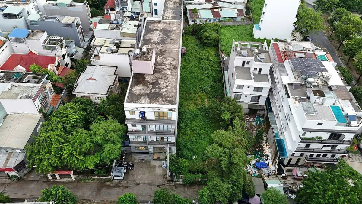 Bán đất 2 mặt tiền gần QL13 Thủ Đức, 1.127m², hơn 60 tỷ - Ảnh 1