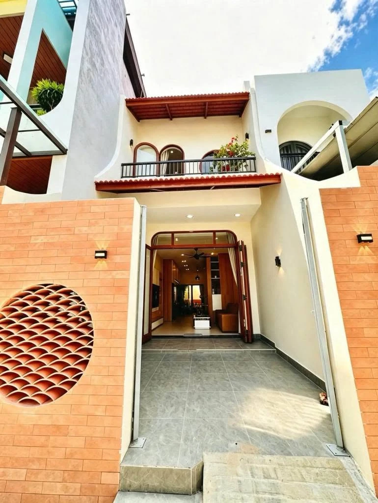 Bán nhà 3 tầng 80m2 đường Trường Chinh, Tân Bình - Ảnh 1