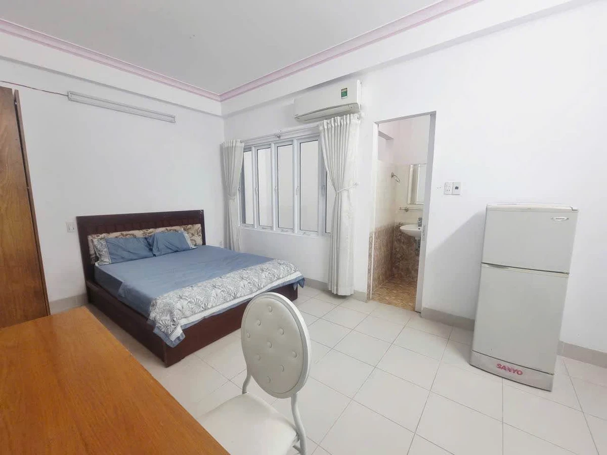 Cho thuê nhà 4 tầng Trần Nhật Duật 80m2, 7 phòng, 35 triệu/tháng - Ảnh thu nhỏ 2