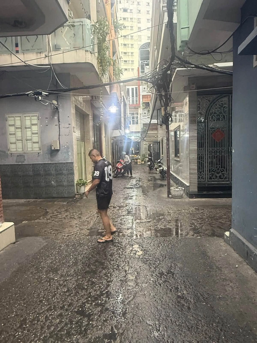 Bán nhà hẻm xe hơi Cao Đạt Quận 5, 3 tầng 4PN, 6,38 tỷ - Ảnh thu nhỏ 2