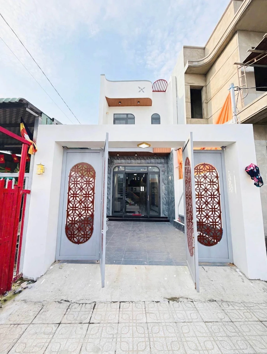 Bán nhà phố 1 trệt 1 lầu 113,6m² Tân Phong, 3 tỷ 430 triệu - Ảnh thu nhỏ 2