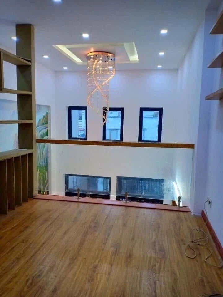 Bán nhà phố 2 tầng 63m² hẻm xe hơi đường Số 9, Linh Xuân, Thủ Đức – 4,7 tỷ - Ảnh thu nhỏ 3