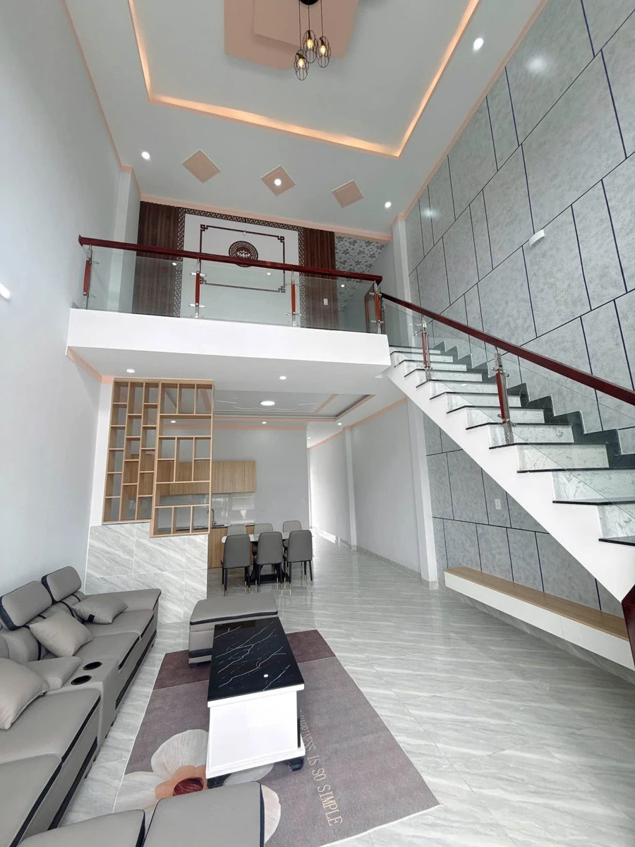 Nhà sân vườn Tân Định Bến Cát 200m² giá 2 tỷ 50 - Ảnh thu nhỏ 4