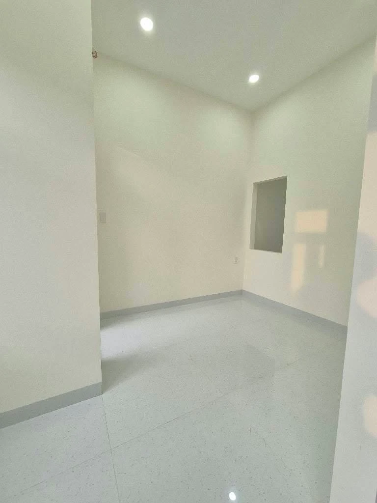 Nhà 2 tầng 46m Lê Văn Lương gần Lotte 3.9 tỷ - Ảnh thu nhỏ 3