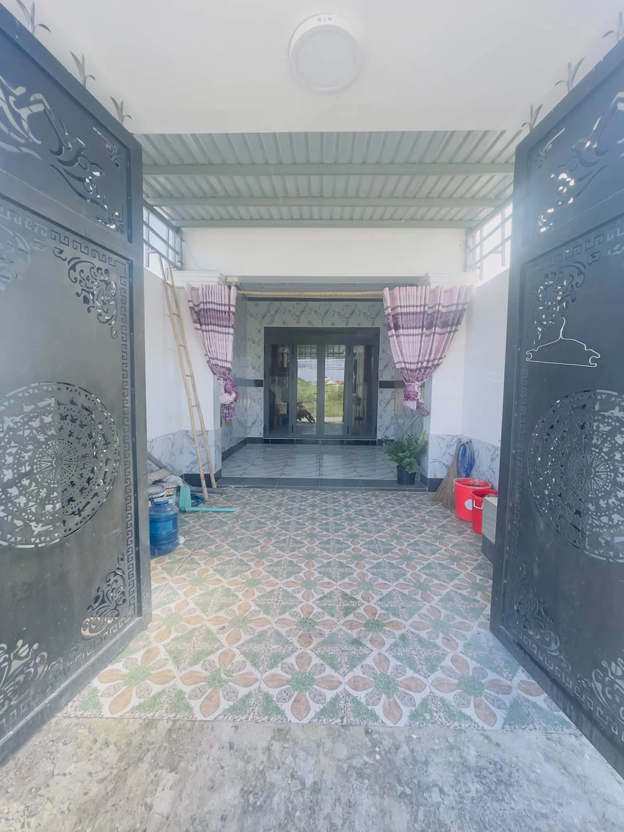 Bán nhà 1 trệt 1 lầu 100m² Đức Hoà 2 tỷ 150 triệu - Ảnh thu nhỏ 5