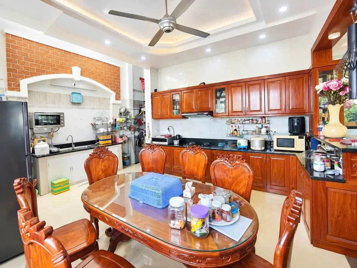 Bán nhà 4 tầng 119m² Đường 4 KDC Linh Xuân, Thủ Đức, giá 7,6 tỷ - Ảnh thu nhỏ 3