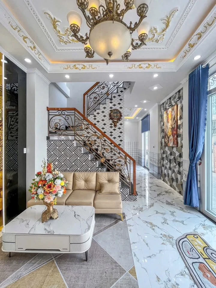 Bán nhà 1 trệt 2 lầu full nội thất 44 m² 3 tỷ 100 triệu Bình Chánh - Ảnh thu nhỏ 4