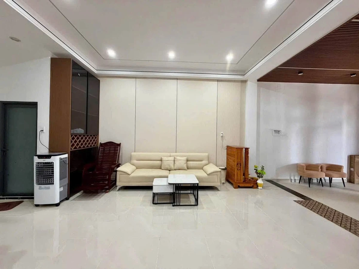 Bán nhà mặt tiền 1 trệt 1 lầu 5x18m, 3PN full nội thất, đường Trần Bạch Đằng, KĐT Phú Cường, Rạch Giá - Ảnh thu nhỏ 5