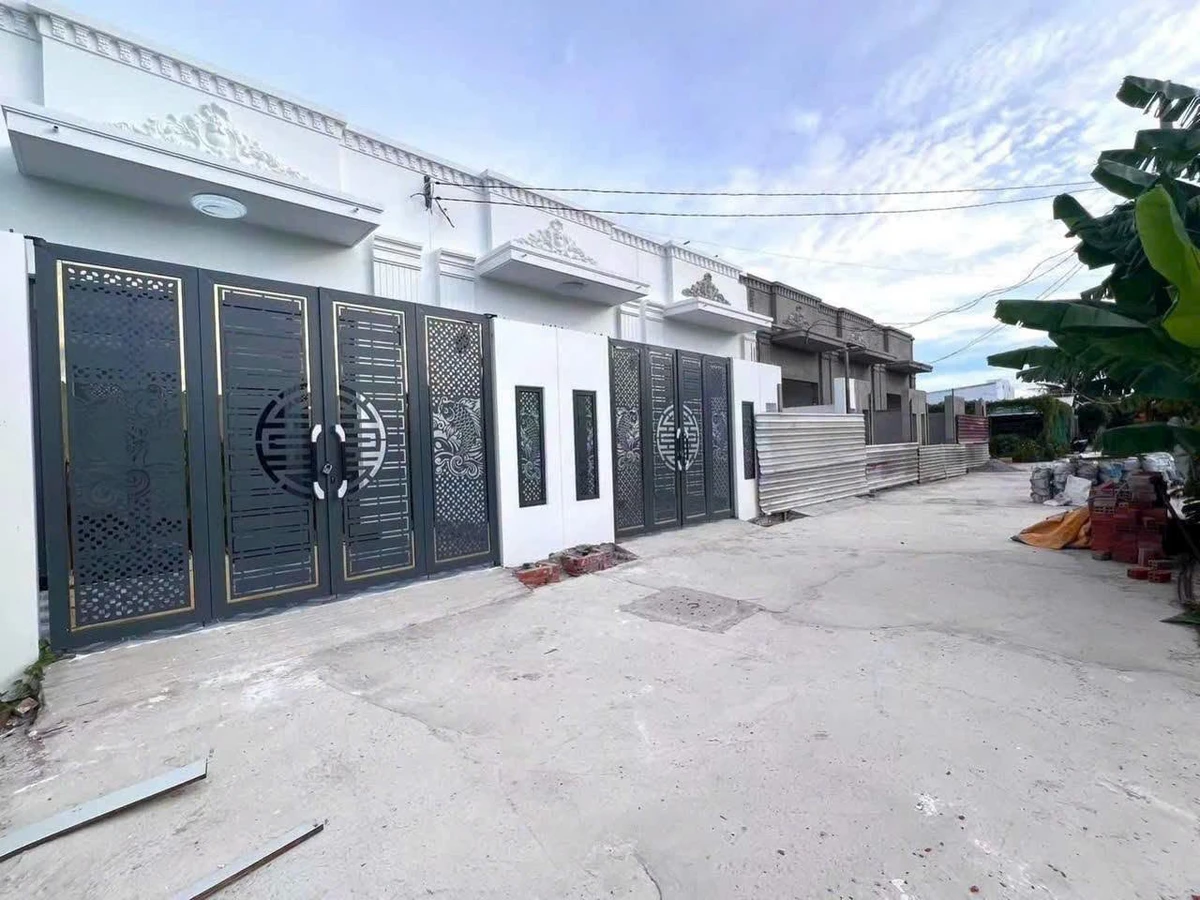 Bán nhà Rạch Giá, 3 phòng, 99m2, 1 tỷ 950 triệu - Ảnh 1