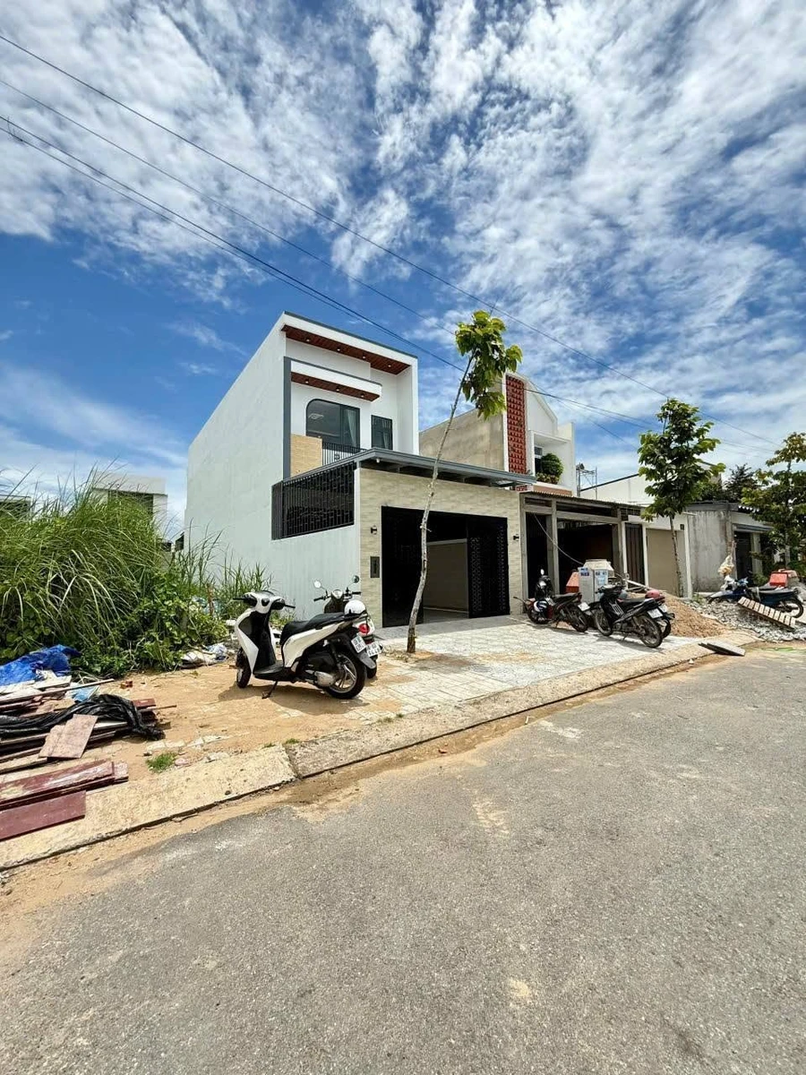 Bán nhà phố 3PN 132,5m² Rạch Giá 4 tỷ 250 triệu - Ảnh thu nhỏ 2