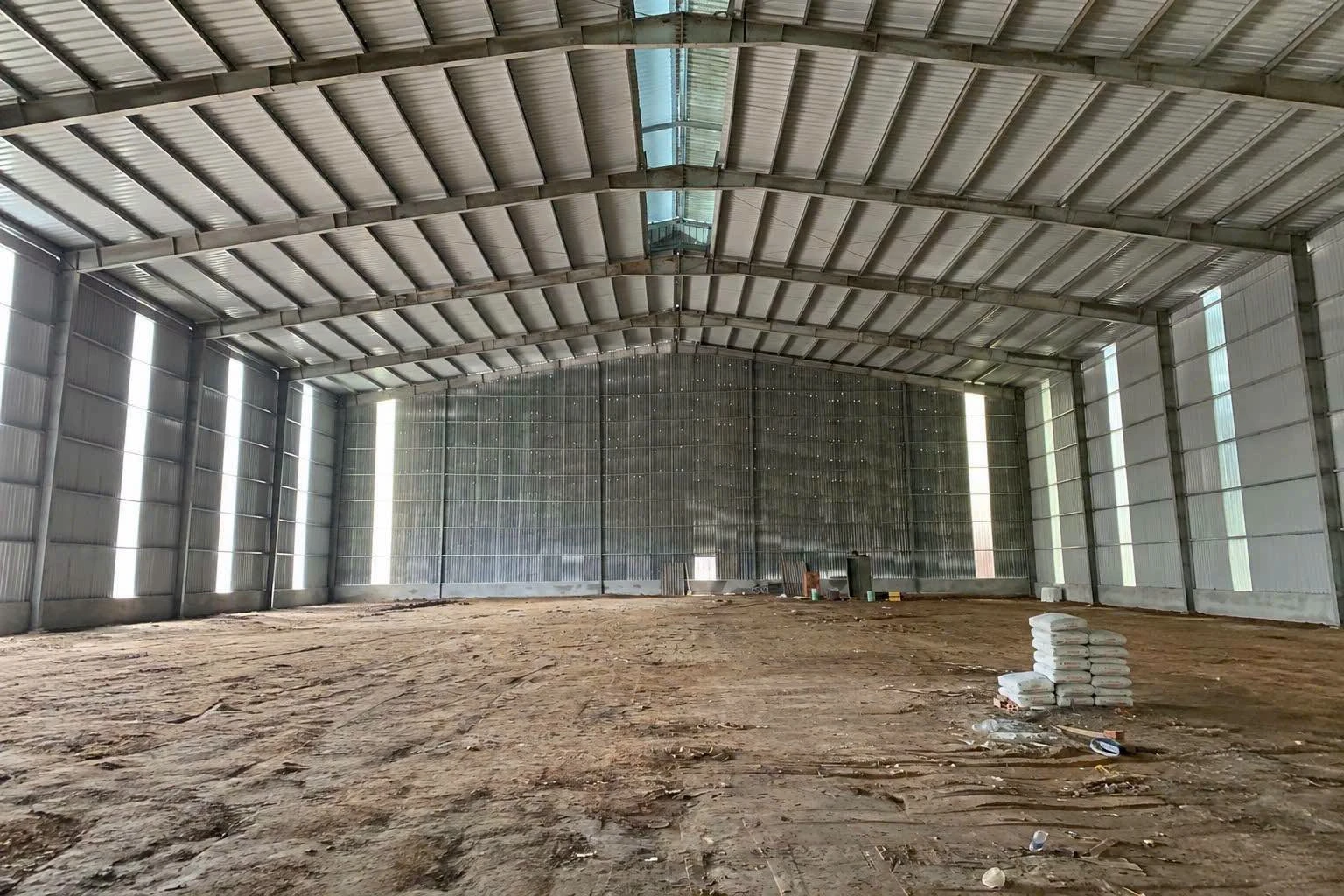 Cho thuê xưởng 2500m2 Phước Tân gần QL51 - Ảnh 1