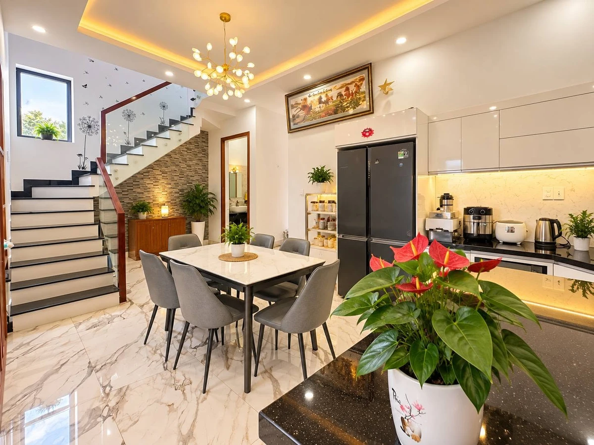Bán villa 200m², 5 phòng ngủ tại Đà Lạt, giá 8,2 tỷ - Ảnh thu nhỏ 3