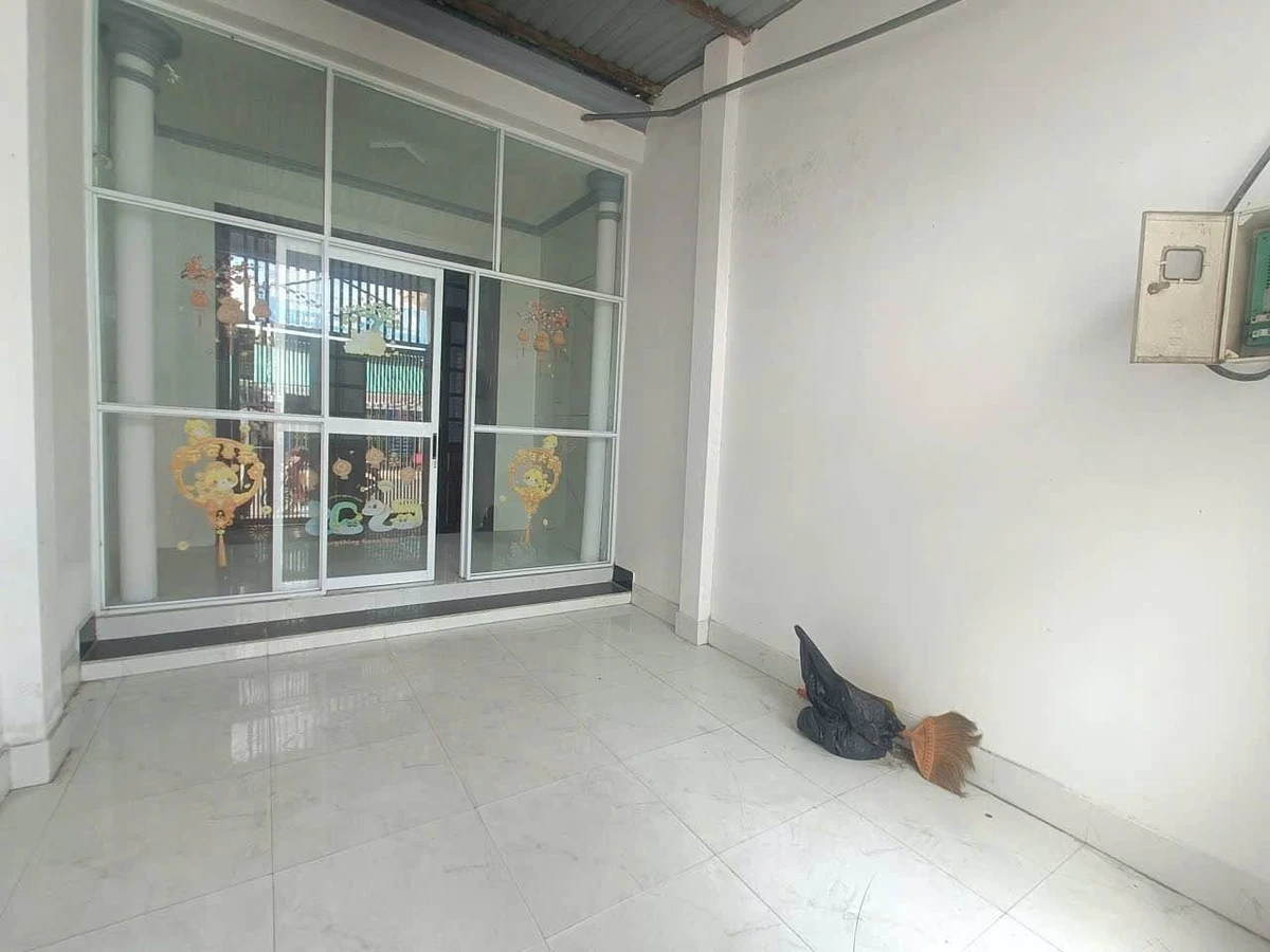 Bán shophouse mặt tiền kinh doanh 100m2 Phan Thiết - Ảnh 1