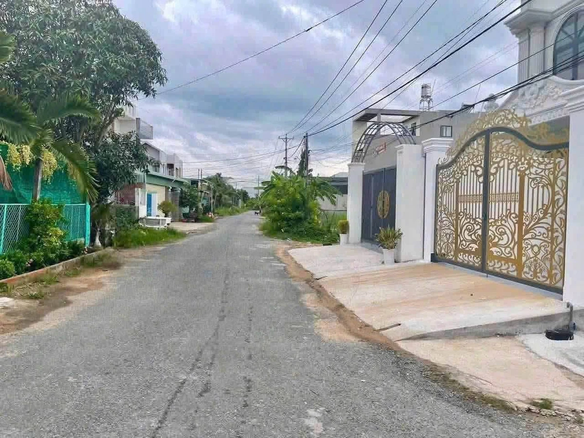Bán nhà mới xây mặt tiền đường Nguyễn Quang Đại, 112,9m2, 4PN, full nội thất, 2,99 tỷ, Tân An - Ảnh thu nhỏ 2