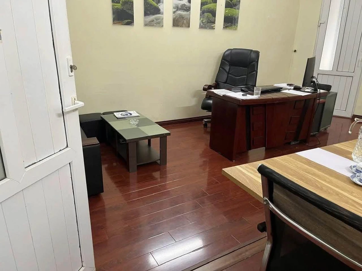 Cho thuê nguyên căn 4 tầng 40m² Trung Yên Trung Hoà 15 triệu/tháng - Ảnh thu nhỏ 2
