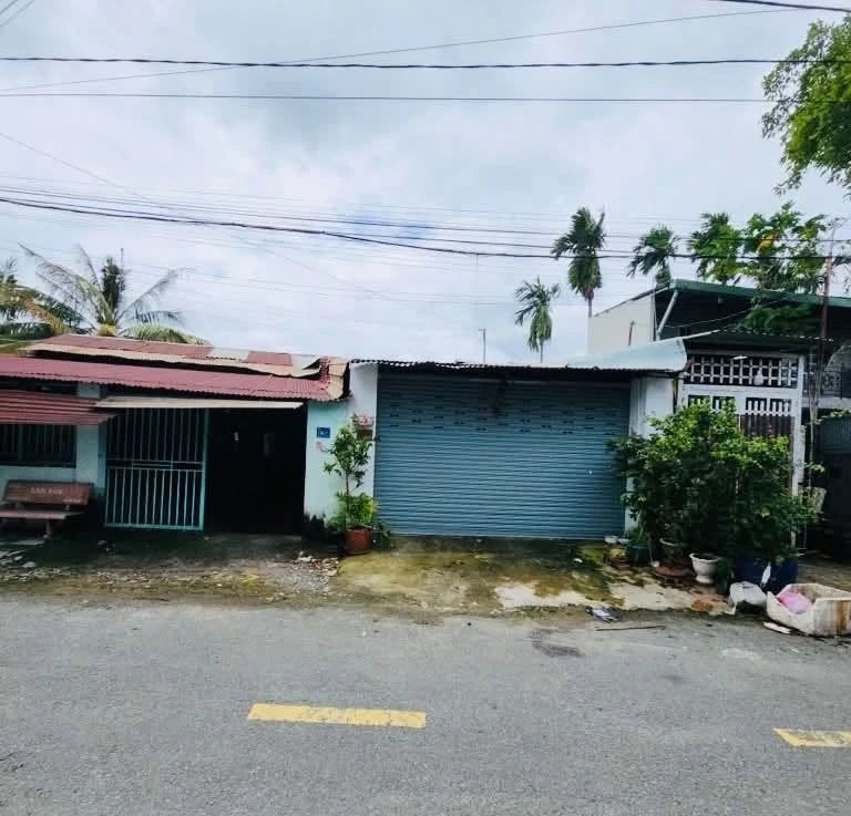 Bán nhà 2 phòng Hóc Môn 104,2m² giá 4,2 tỷ - Ảnh 1