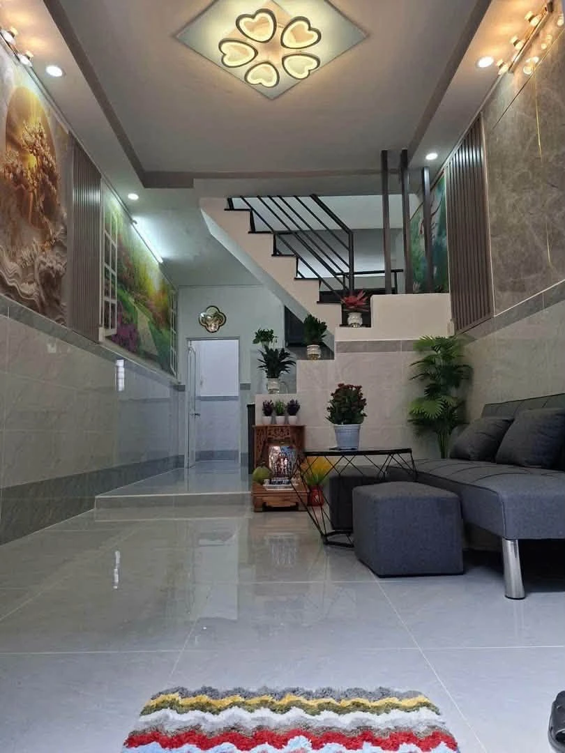 Bán nhà lầu trệt 3PN 2WC 3,3x10m giá 1,3 tỷ khu Đông Thạnh, giáp Quận 12 - Ảnh thu nhỏ 2