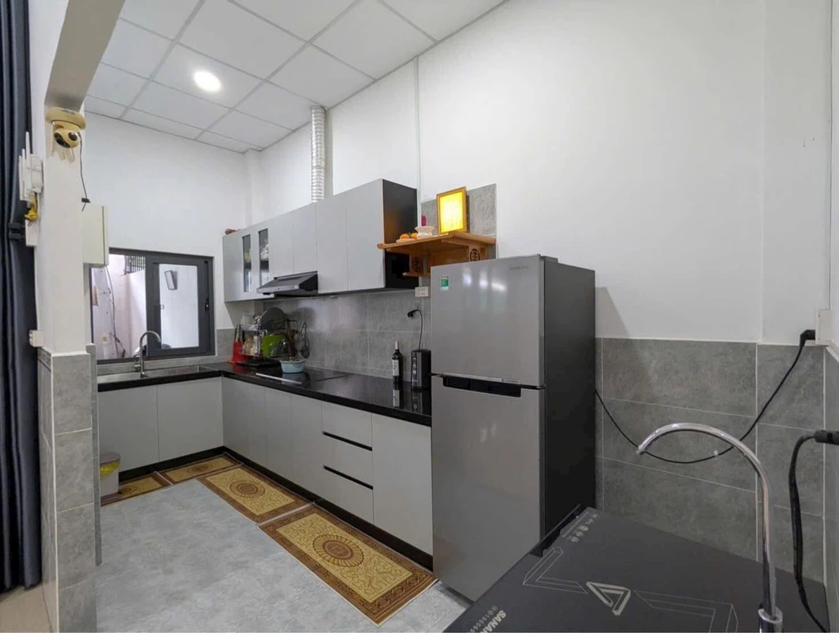 Bán nhà mặt tiền 6,1m x 90m² Lê Văn Việt Quận 9 - Ảnh thu nhỏ 3