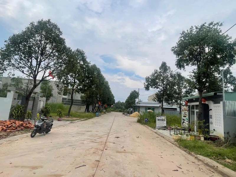 Bán đất thổ cư 100m2 sổ riêng tại khu đô thị Mỹ Phước 3, Bình Dương