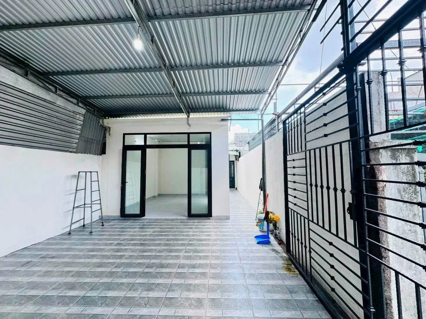 Bán nhà cấp 4 có sân ô tô 5x32m, 2PN Quảng Ngãi - Ảnh 1
